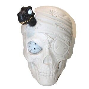 Zuru Smashers Dino Island Light Faint Sound Empty Skull Container Halloween Deco